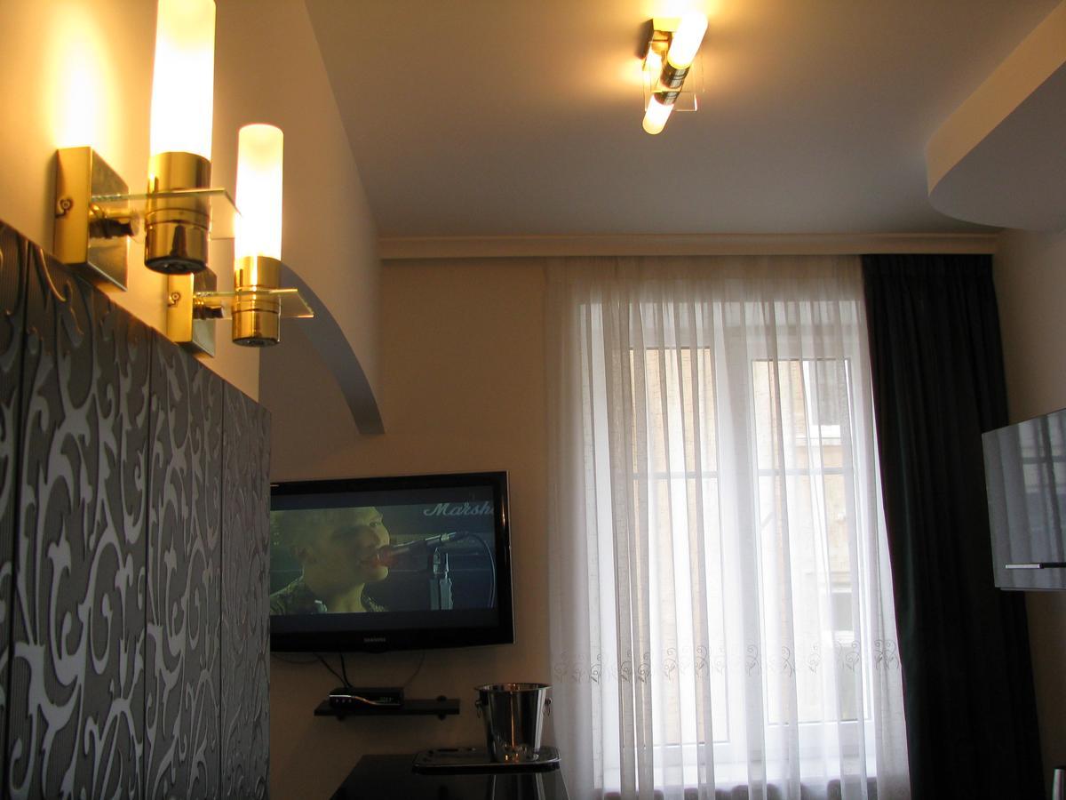 Apartment On Staroievreiska Lviv Kültér fotó