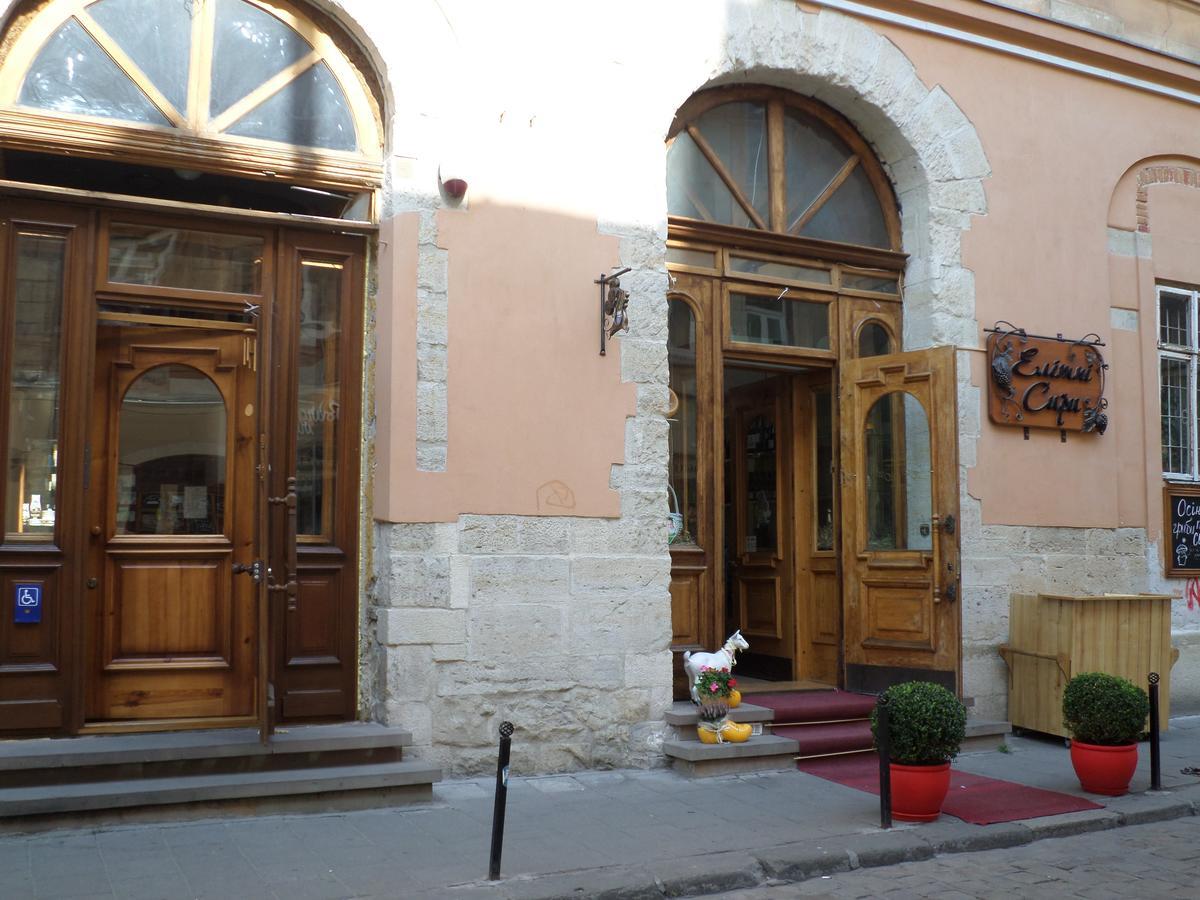 Apartment On Staroievreiska Lviv Kültér fotó