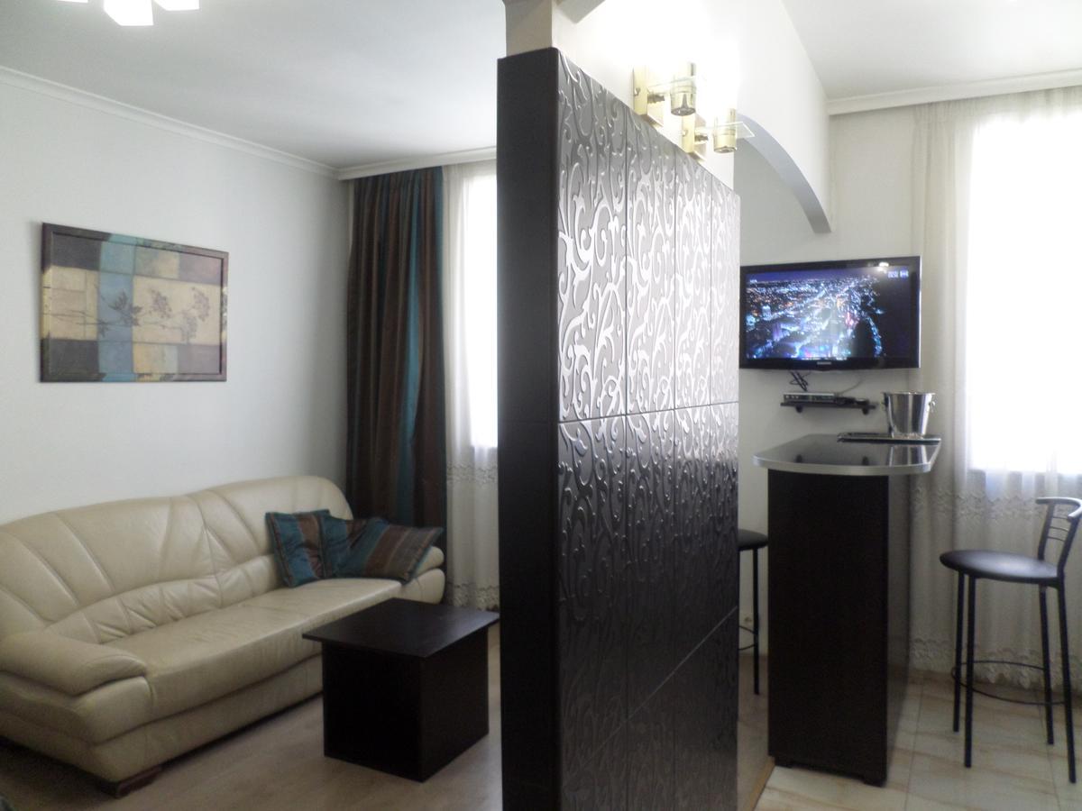 Apartment On Staroievreiska Lviv Kültér fotó