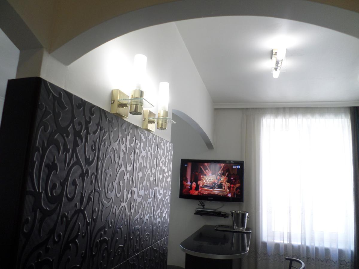 Apartment On Staroievreiska Lviv Kültér fotó