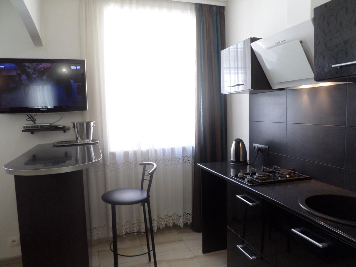Apartment On Staroievreiska Lviv Kültér fotó